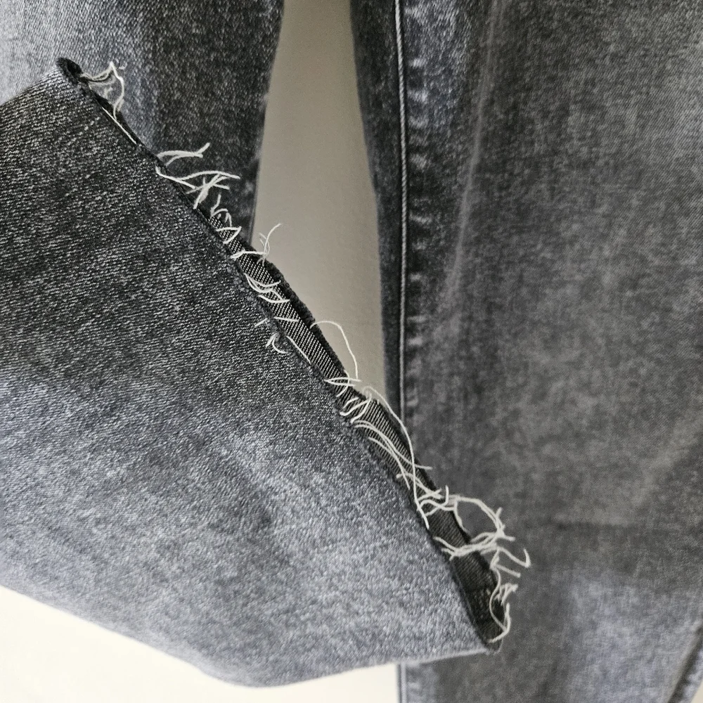 Mother Black Dark Wash Wide Leg Cropped Jeans